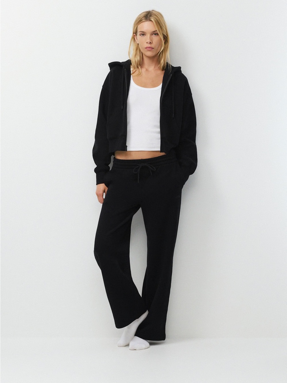 Aritzia Black Wide-Leg Drawstring Track Pants